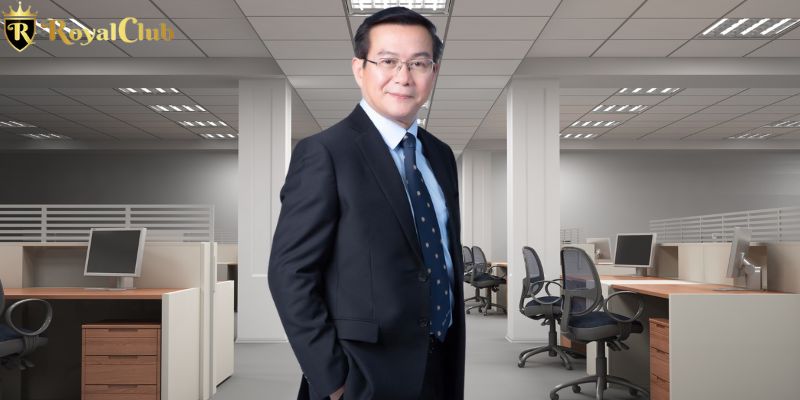 Bắt đầu xây dựng Royalclub