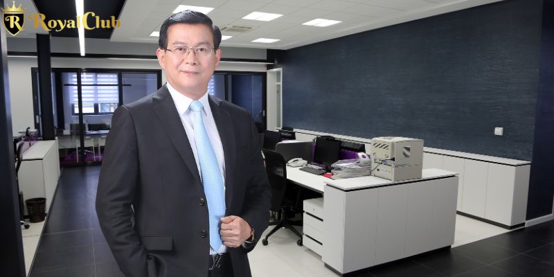 Tiểu sử giám đốc Nguyễn Hoàng Phong của Royalclub